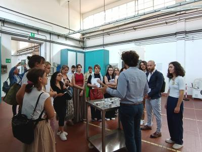 Master's students in Phytotherapy visit the Military Chemical Pharmaceutical Plant in Florence
