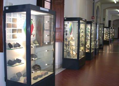Museo Scienze della Terra, vetrine